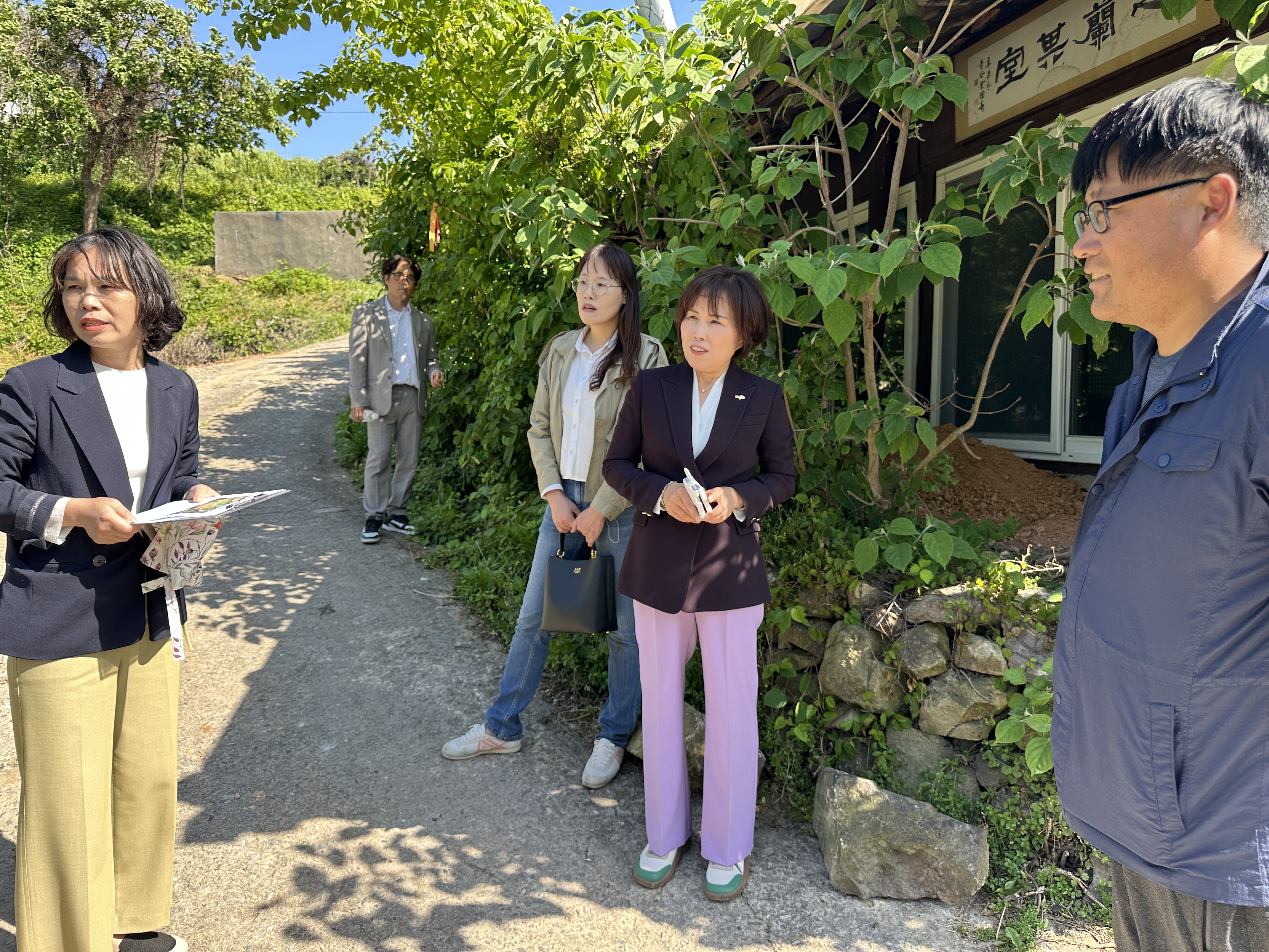 남해교육지원청, 남해의 작은섬 미조초 호도분교장 점검 나서 - 관련이미지3