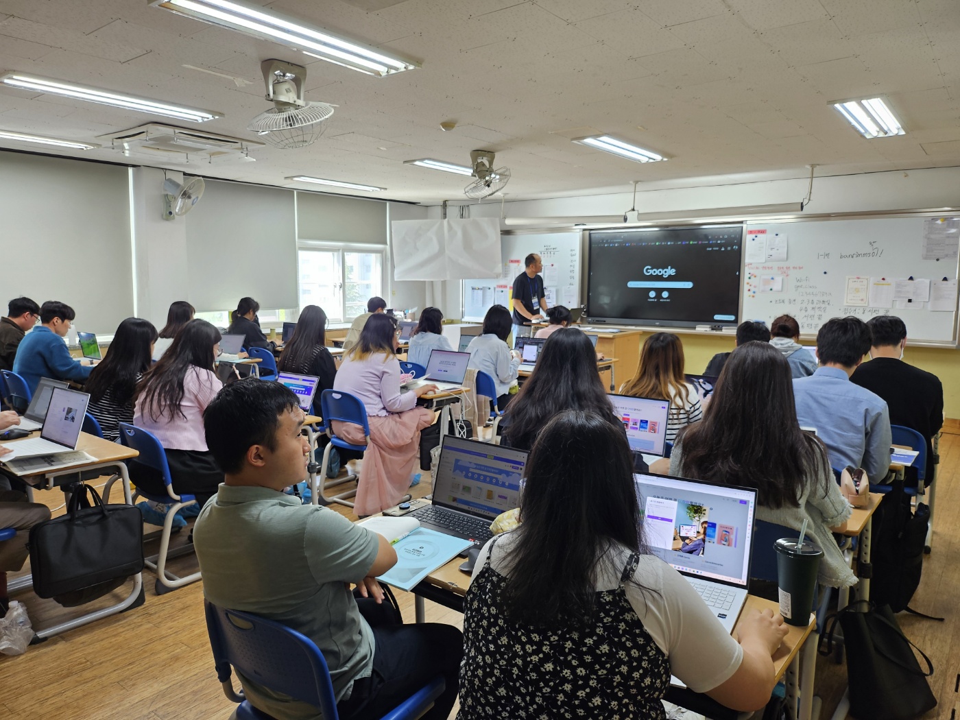 ‘인공지능 활용한 학생 맞춤형 미래 수업’ 교원 연수 개최 - 관련이미지2