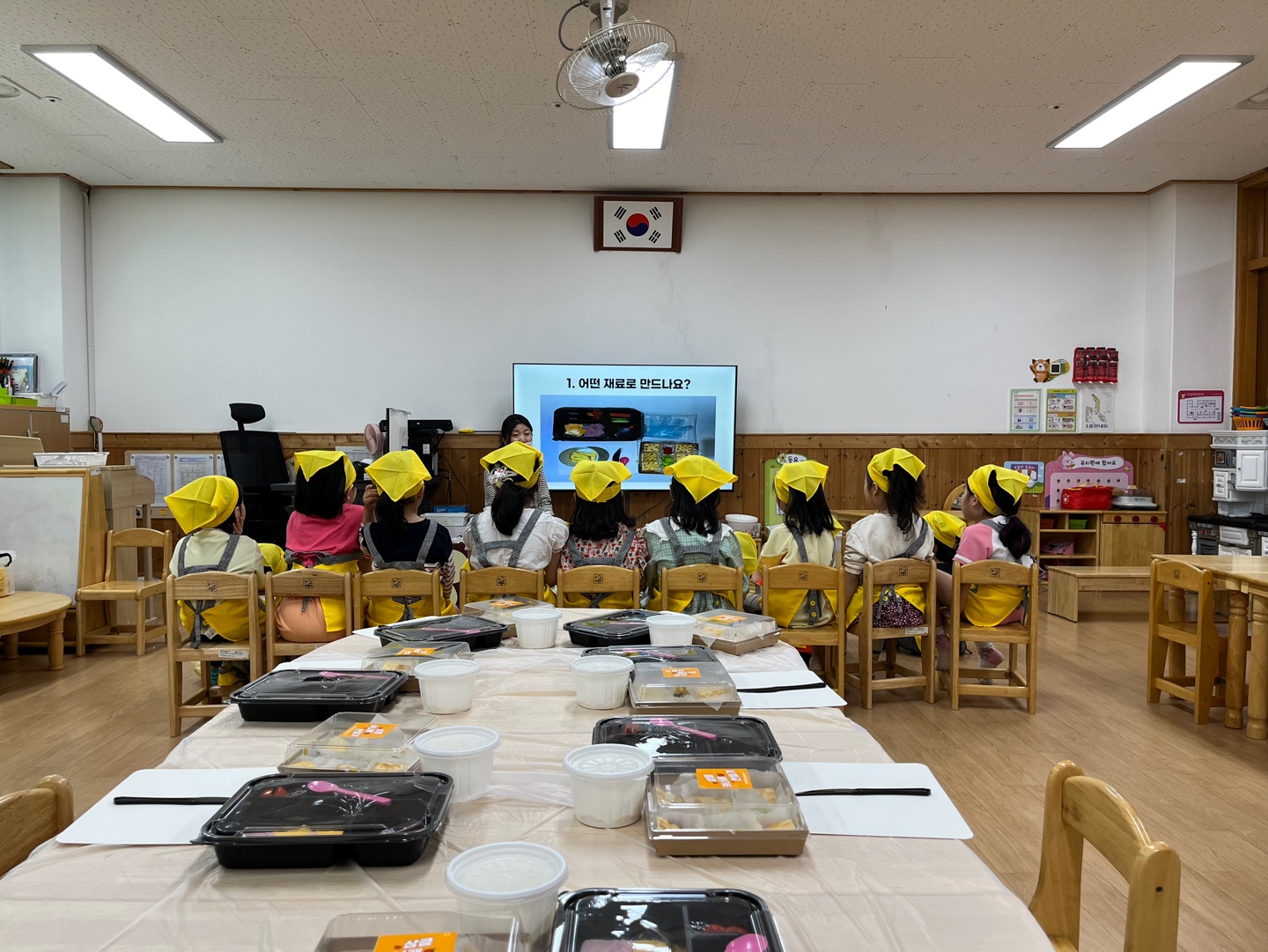 양산 석산초등학교병설유치원,  오감 발달 요리 활동 실시 - 관련이미지1