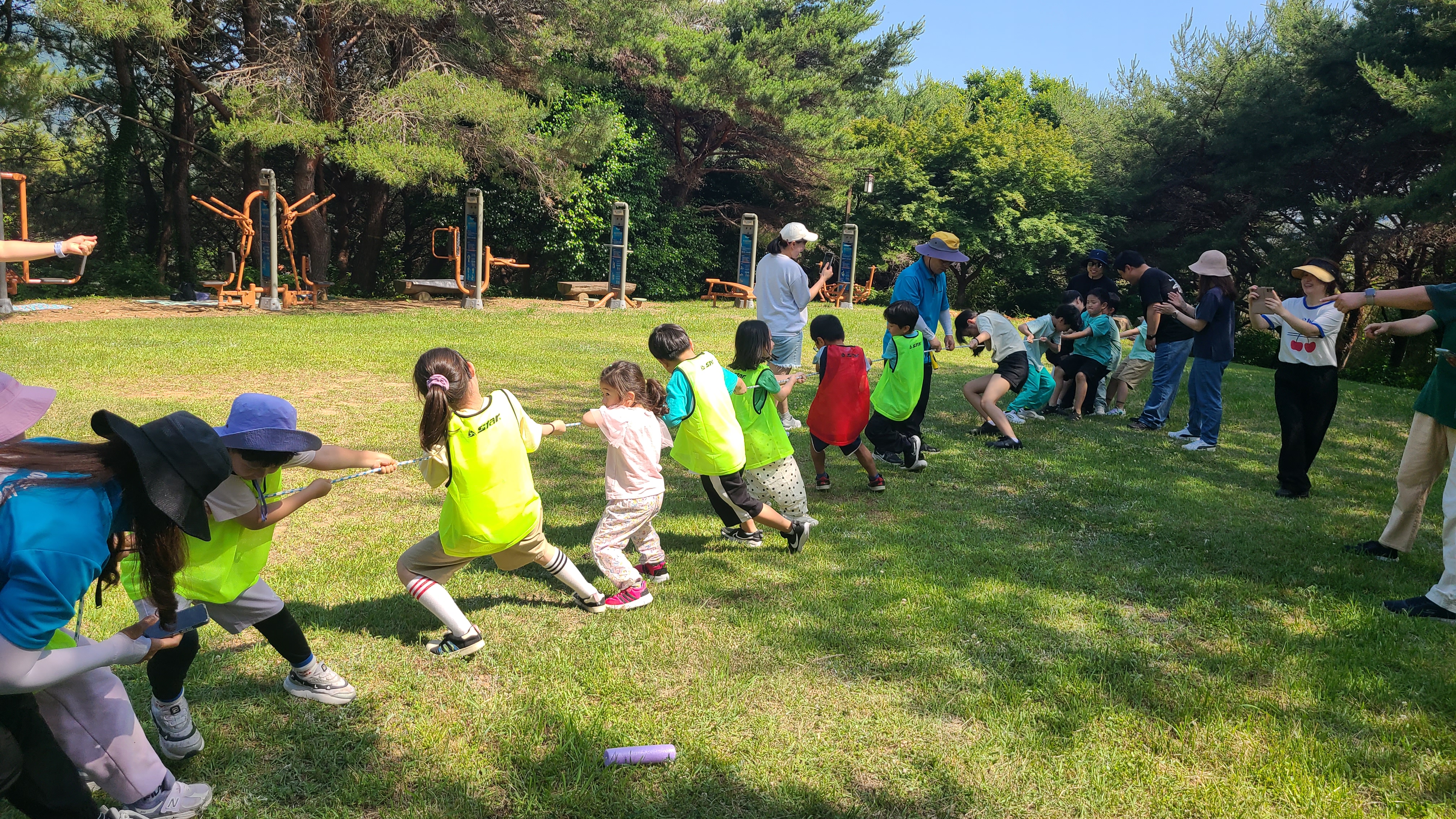 거제교육지원청, 부모자녀 공동프로그램 『같이 놀자~ 아빠놀이터』 운영 - 관련이미지2