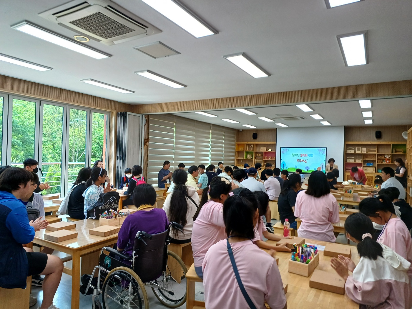남해교육지원청, 특수학급 재학 학생 문화체험학습 실시 - 관련이미지1
