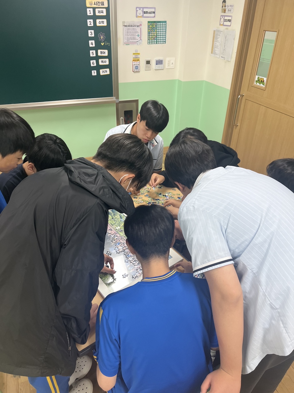 산청중학교, ‘함박꽃 데이’ 행사 실시 - 관련이미지2