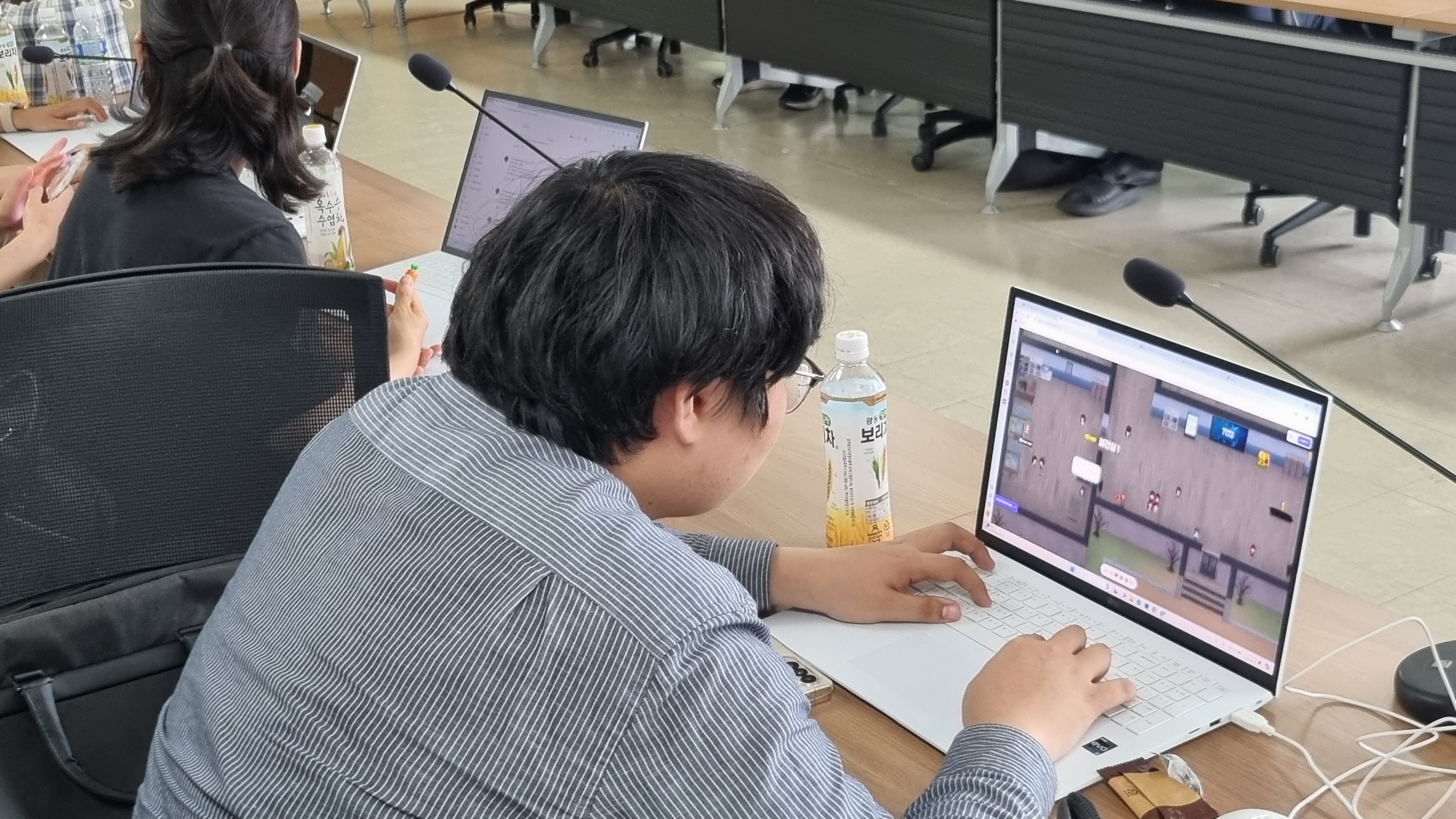 남해교육지원청, 지역으로 찾아가는 메타버스 활용 교육 연수 개최 - 관련이미지2