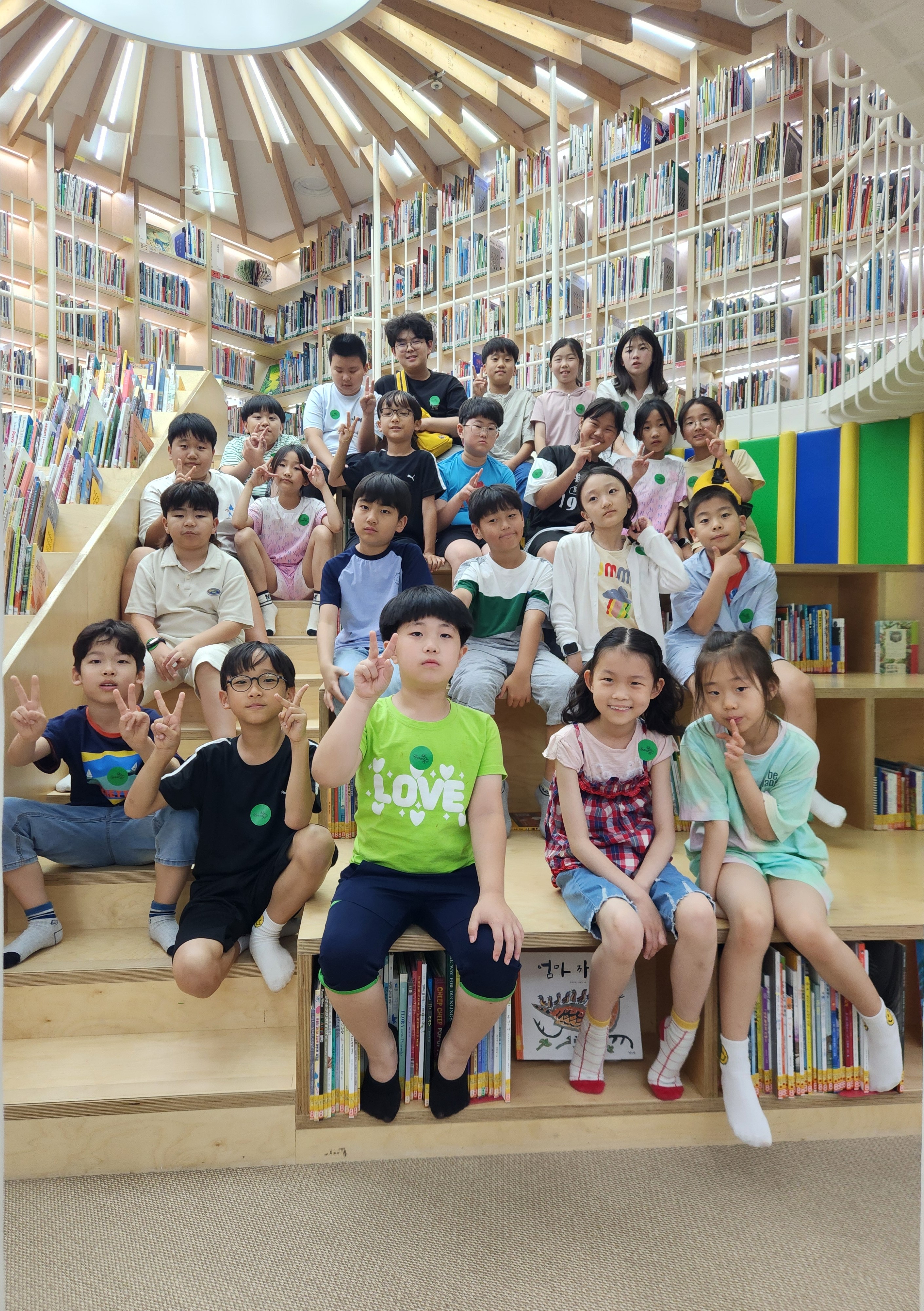 의령 칠곡초, 자녀와 함께하는 학부모 인문학 기행 실시 - 관련이미지2