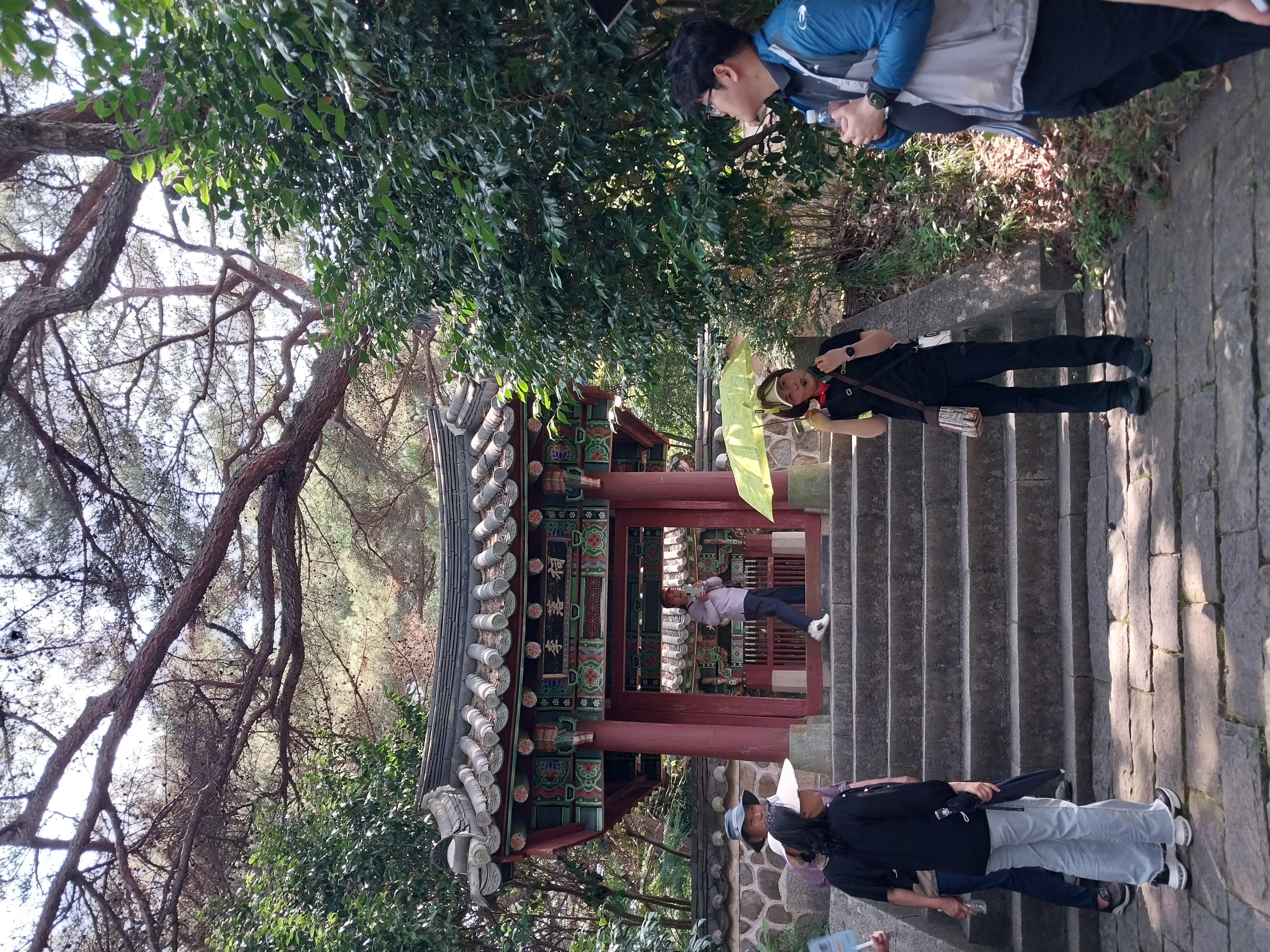 남해교육지원청, 청렴 한마음 바래길 걷기 및 쓰담 쓰담 환경정화 봉사활동 실시 - 관련이미지2