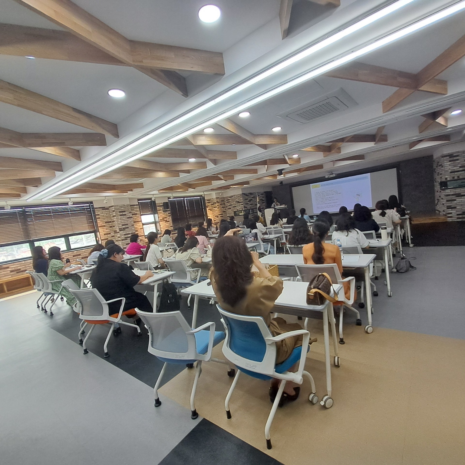 경상남도교육청 유아교육원, 2024. 찾아가는 놀이중심교육과정 실행 지원 연수 실시 - 관련이미지2