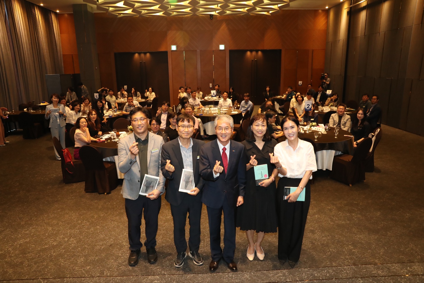 ‘시대 공감, 소통으로 빛나는 경남교육’ 박종훈 교육감-소속 직원 열린 대화 - 관련이미지1