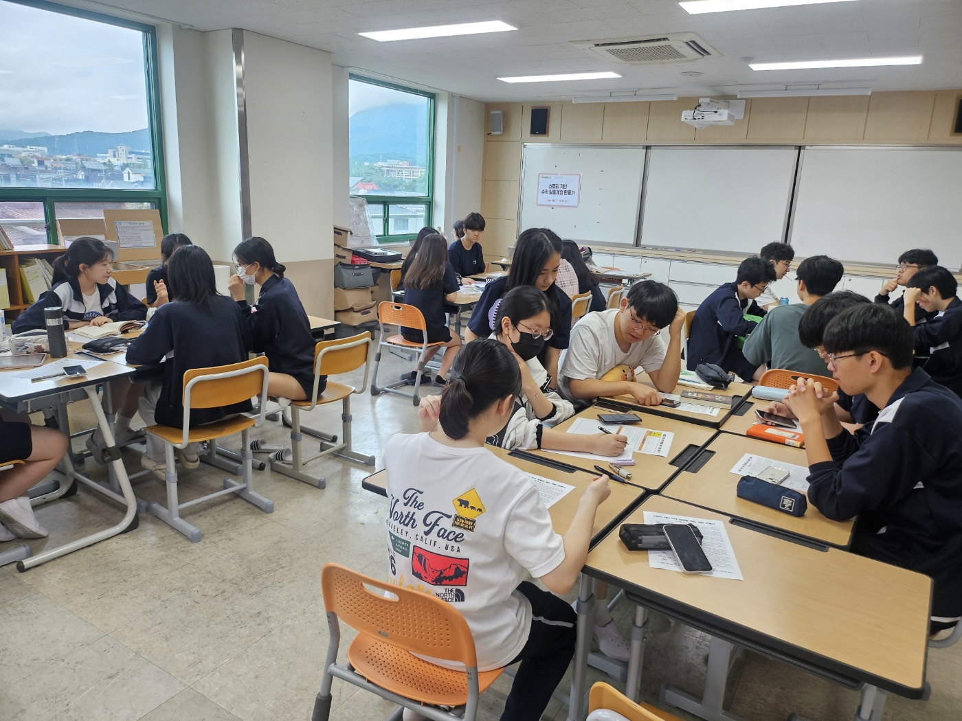 창원신월고, 5일간의 대장정 학교자율교육과정 펼쳐 - 관련이미지3