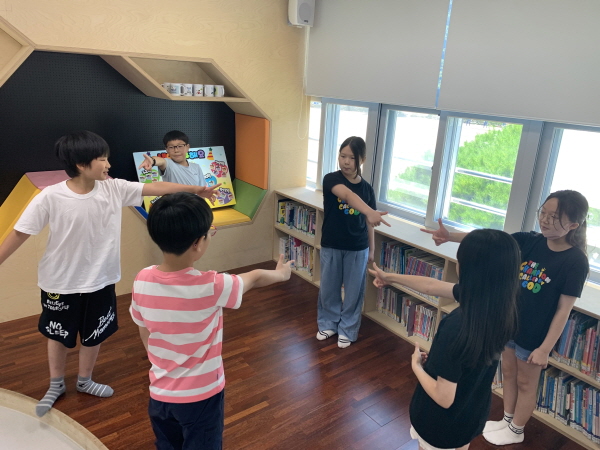 <병곡초> 여름방학 연극캠프 운영 - 관련이미지1