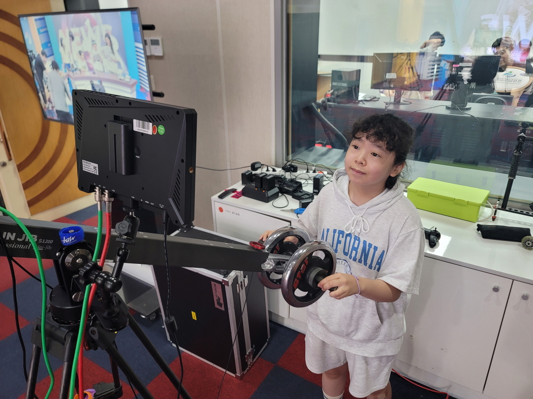 김해교육지원청, 영재교육원 여름 집중체험학습 실시 - 관련이미지2
