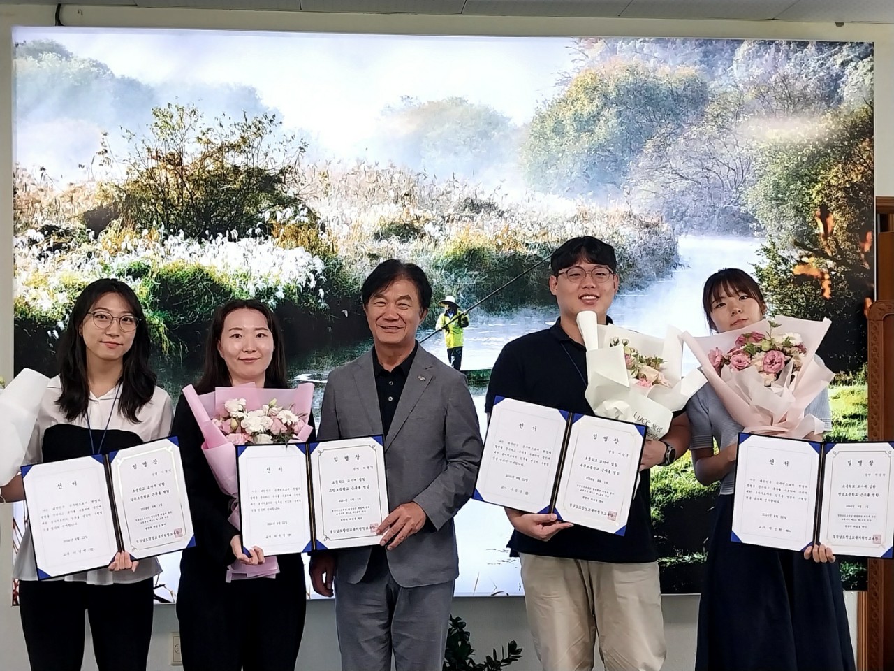 창녕교육지원청, 2024.9.1.자 신규교사 임명장 수여식 개최 - 관련이미지2