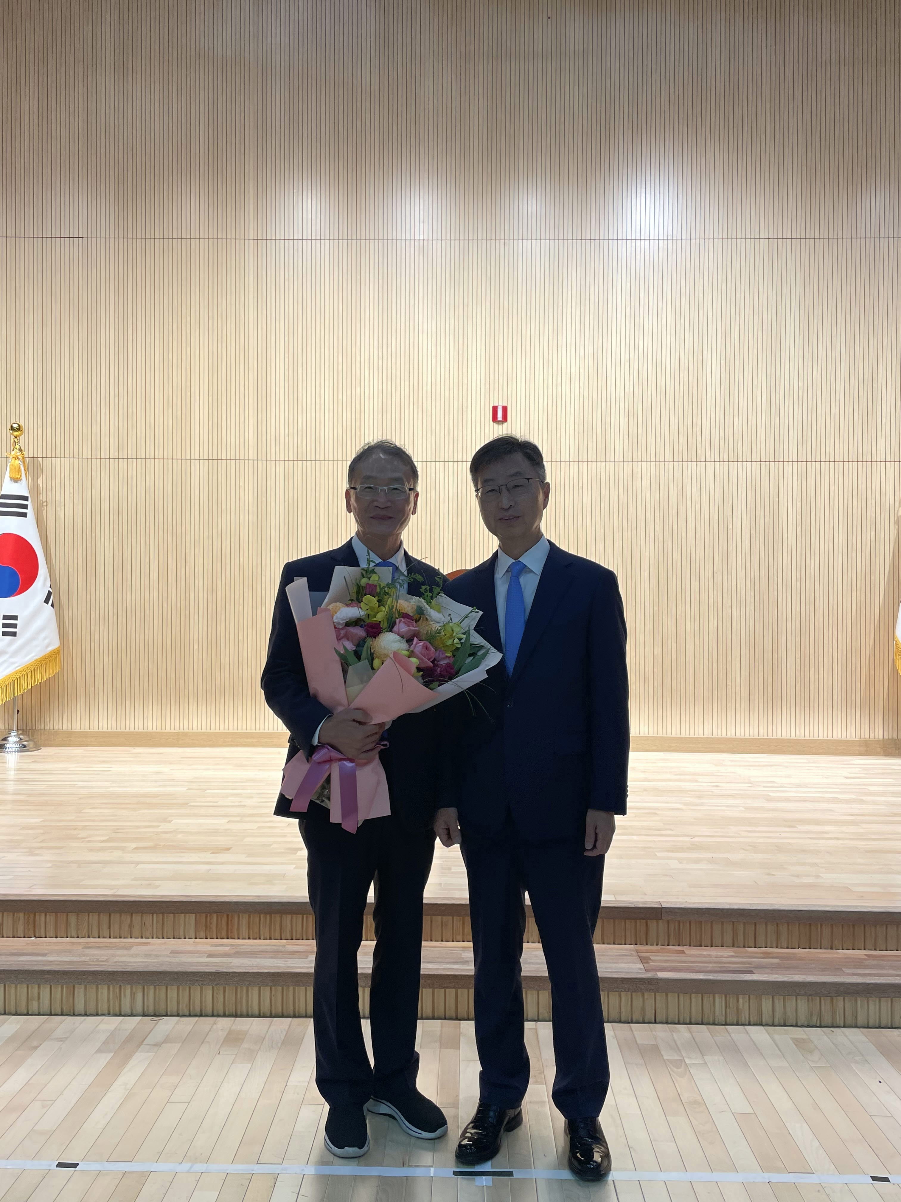 ‘공공 계약 더 수월하게…국민 편익·행정 효율 높여’ 경남교육청, 2024년 감사원 모범사례로 뽑혀 - 관련이미지5