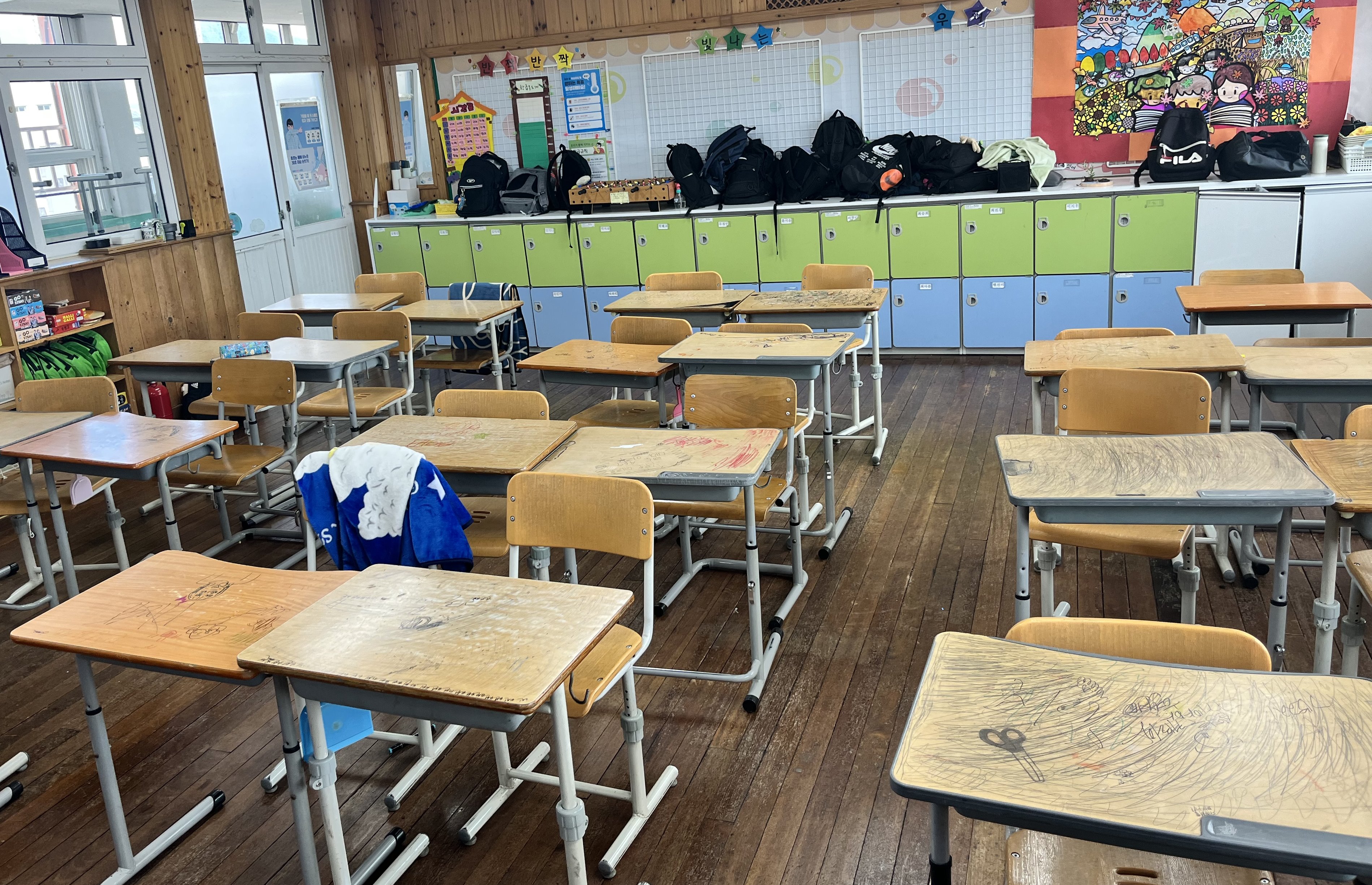 고성그린파워 꿈+ 행복채움 삼천포초등학교 책걸상 교체 지원 - 관련이미지1