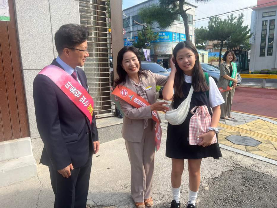함안교육지원청, 제35대 박영선 교육장 취임 - 관련이미지1