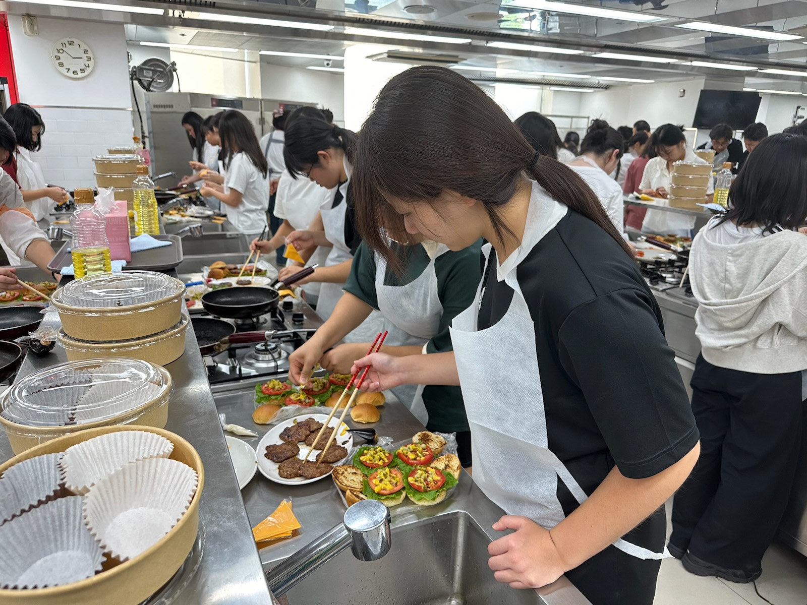 2024. 고성교육지원청 중학교 방과후학교 특별프로그램 ‘K-food와 함께하는 전통문화체험’ 실시 - 관련이미지2