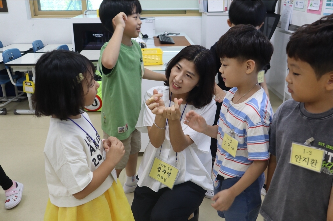 거제용소초병설유, 유·초연계 이음교육 실시! 어서와, 초등학교는 처음이지 ! - 관련이미지2