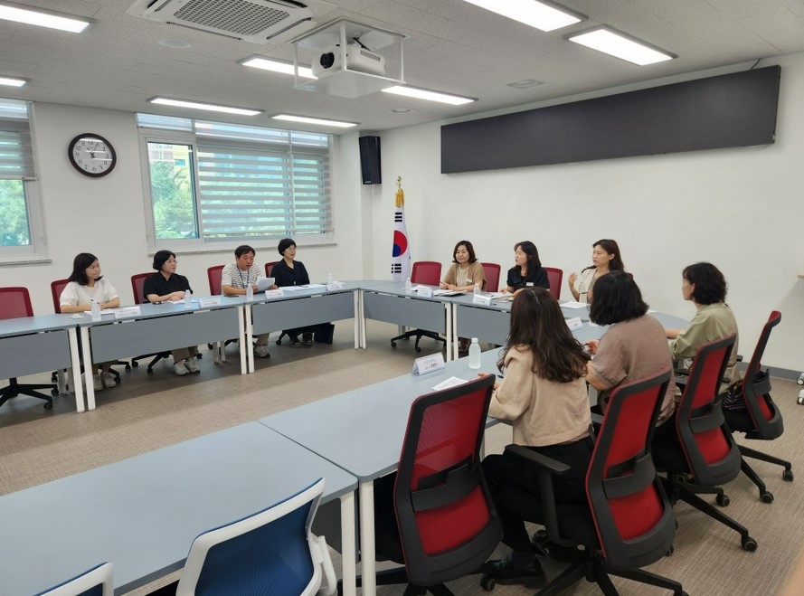 김해교육지원청, 학교 감염병 예방관리 협의회 개최 - 관련이미지1