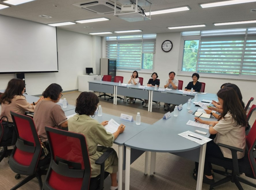 김해교육지원청, 학교 감염병 예방관리 협의회 개최 - 관련이미지2