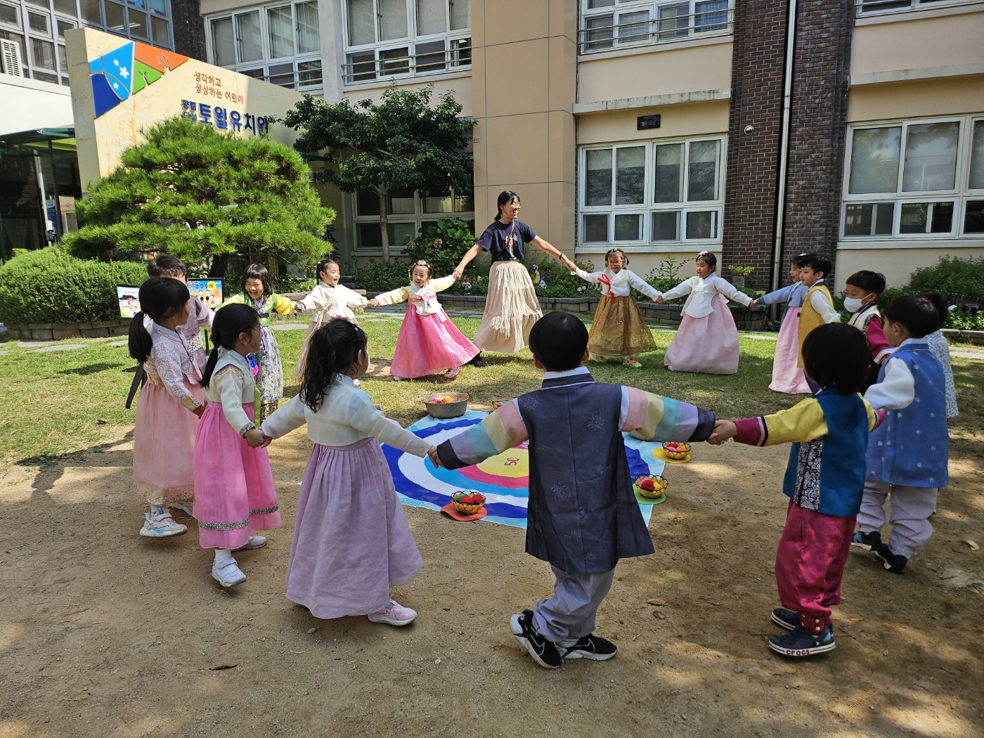 전통문화와 친구되는 ‘얼쑤! 전통놀이 한마당’개최 - 관련이미지2