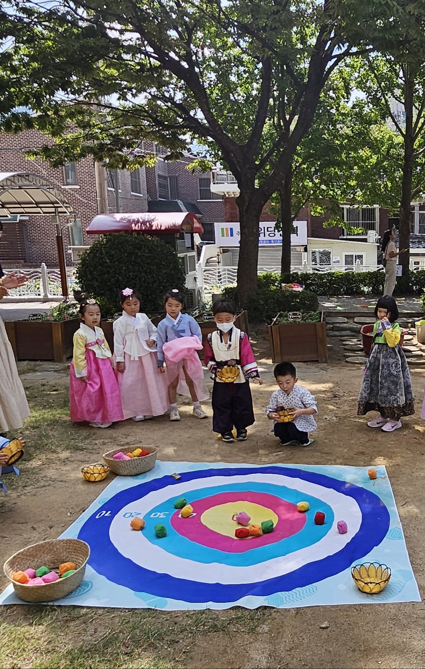 전통문화와 친구되는 ‘얼쑤! 전통놀이 한마당’개최 - 관련이미지3