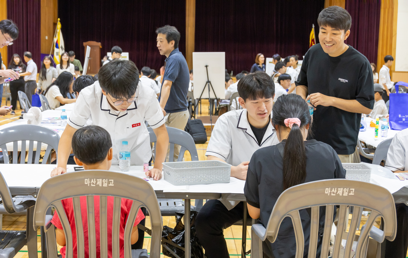 마산제일고등학교, 지역 사회와 함께하는 수학·과학 융합체험전 열어 - 관련이미지2