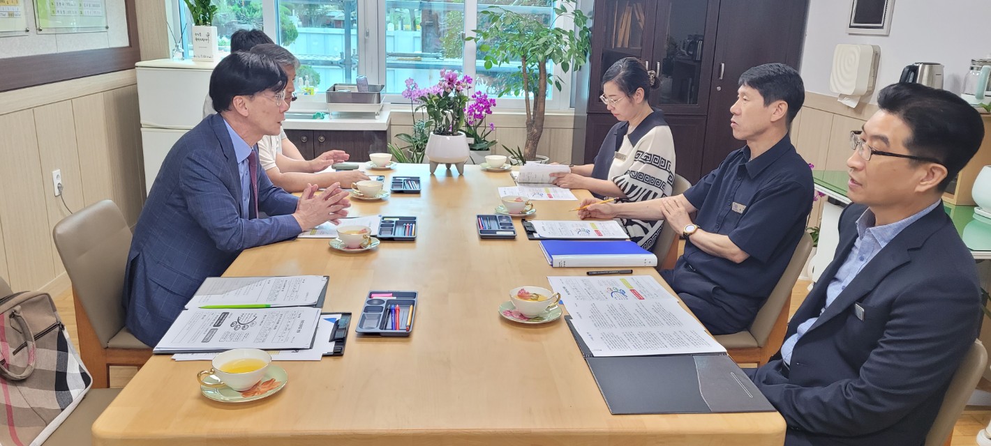 고성교육지원청, 하반기 학교교육 업무 협의회 개최 일선 학교 현장의 소리 경청 - 관련이미지1