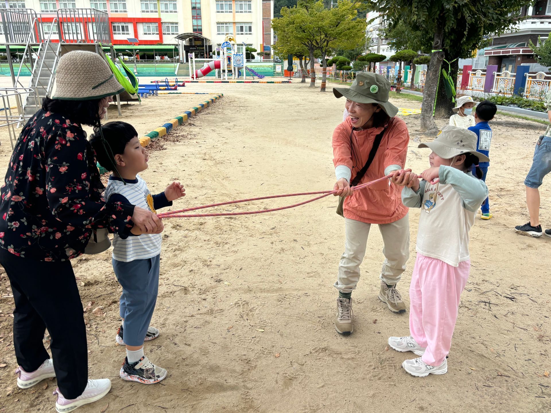 상북초병설유, 찾아오는 숲 체험으로 힐링을 얻은 시간! - 관련이미지2