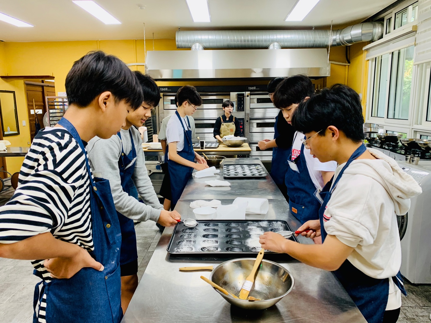 의령교육지원청, 의령중 전교생에 ‘꿈을 키우는 진로 탐색 활동’ 기회 선사 - 관련이미지3