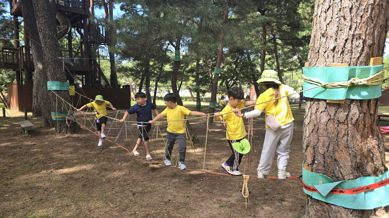 백전·안의·함양초, 작은학교-큰학교 간 공동교육과정 현장체험학습 운영 - 관련이미지3