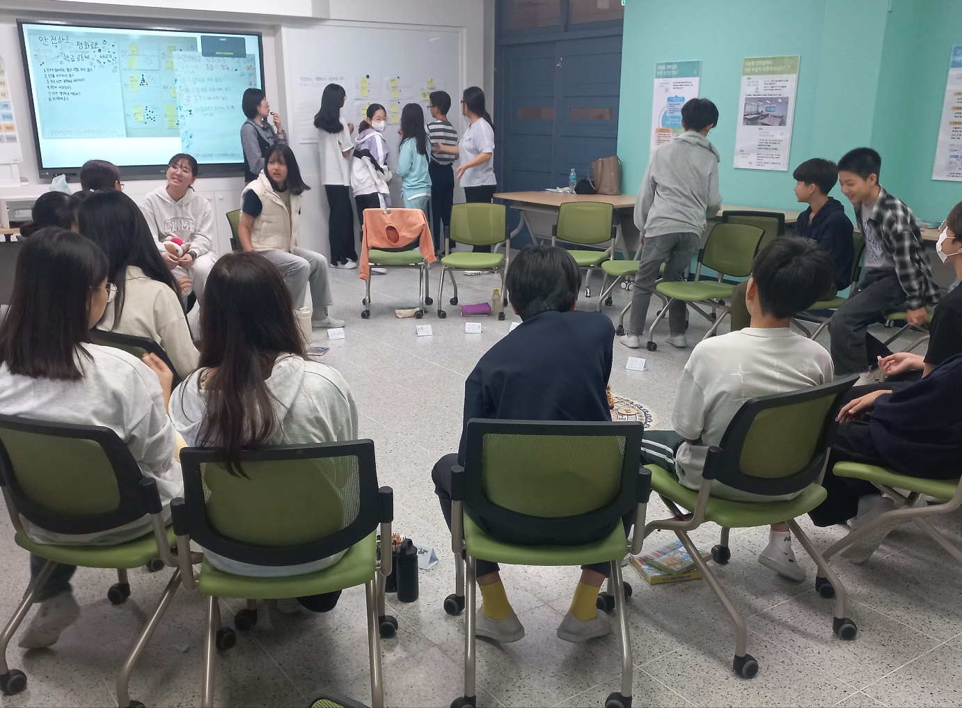 중부초, 모두가 행복한 마음 안아주기 프로그램 실시 - 관련이미지2