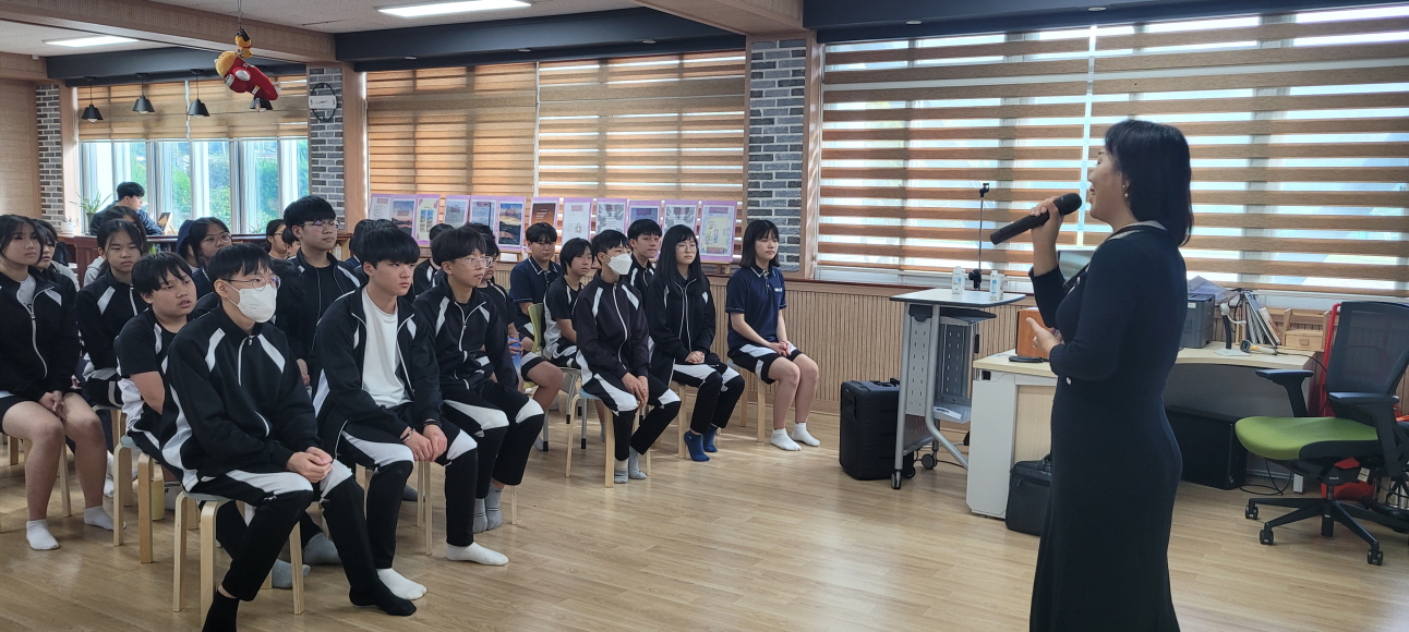 거제교육지원청, 거제얼과 함께하는 마음채움 문화행사 열어 - 관련이미지2