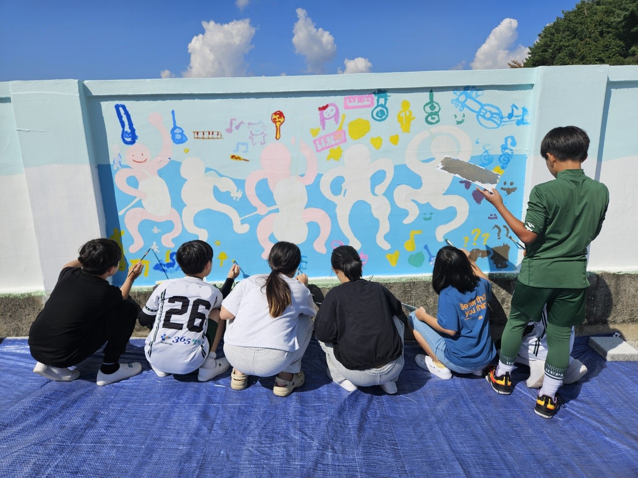바다를 품은 반동초, 학생들의 손으로 그려내다. 「학교 벽화 프로젝트」 - 관련이미지1