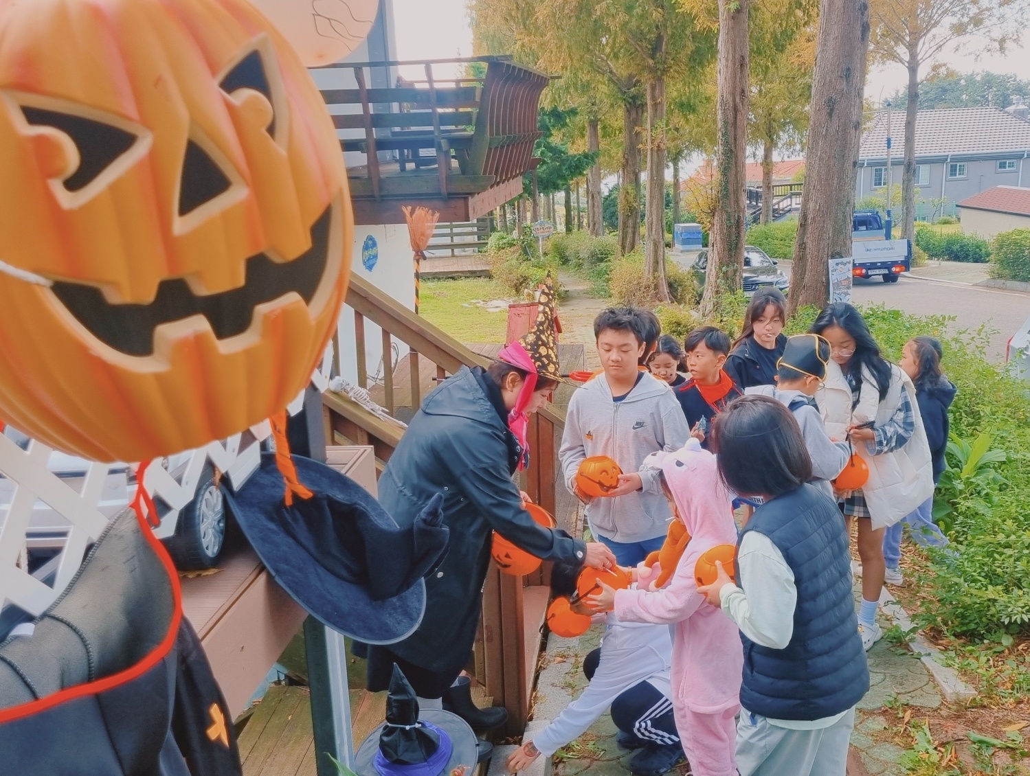 이동초에서 시작한 미국마을 아이-할로윈(I-halloween) 축제 - 관련이미지3