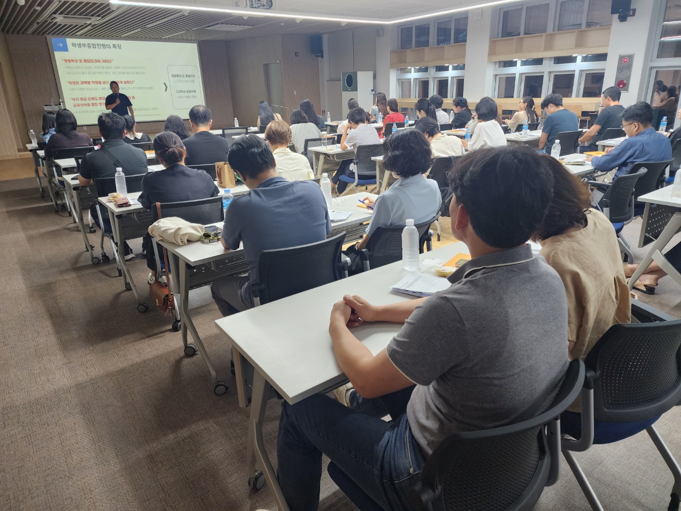 진주고, 교육과정-진로에 대한 고민을 학부모와 함께 하다 - 관련이미지2