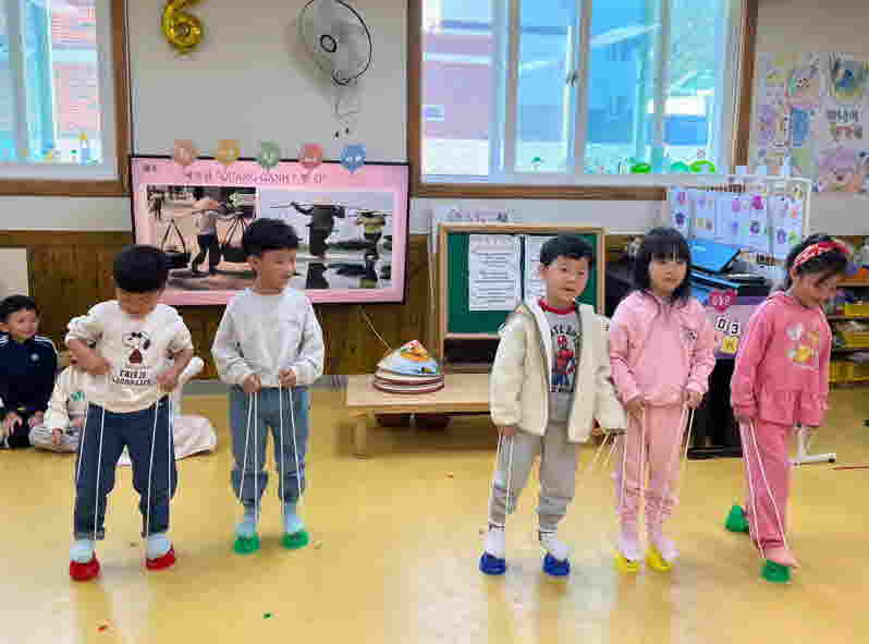 2024. 사등유치원 지역거점유치원 주관 찾아오는 다문화 체험운영 - 관련이미지3