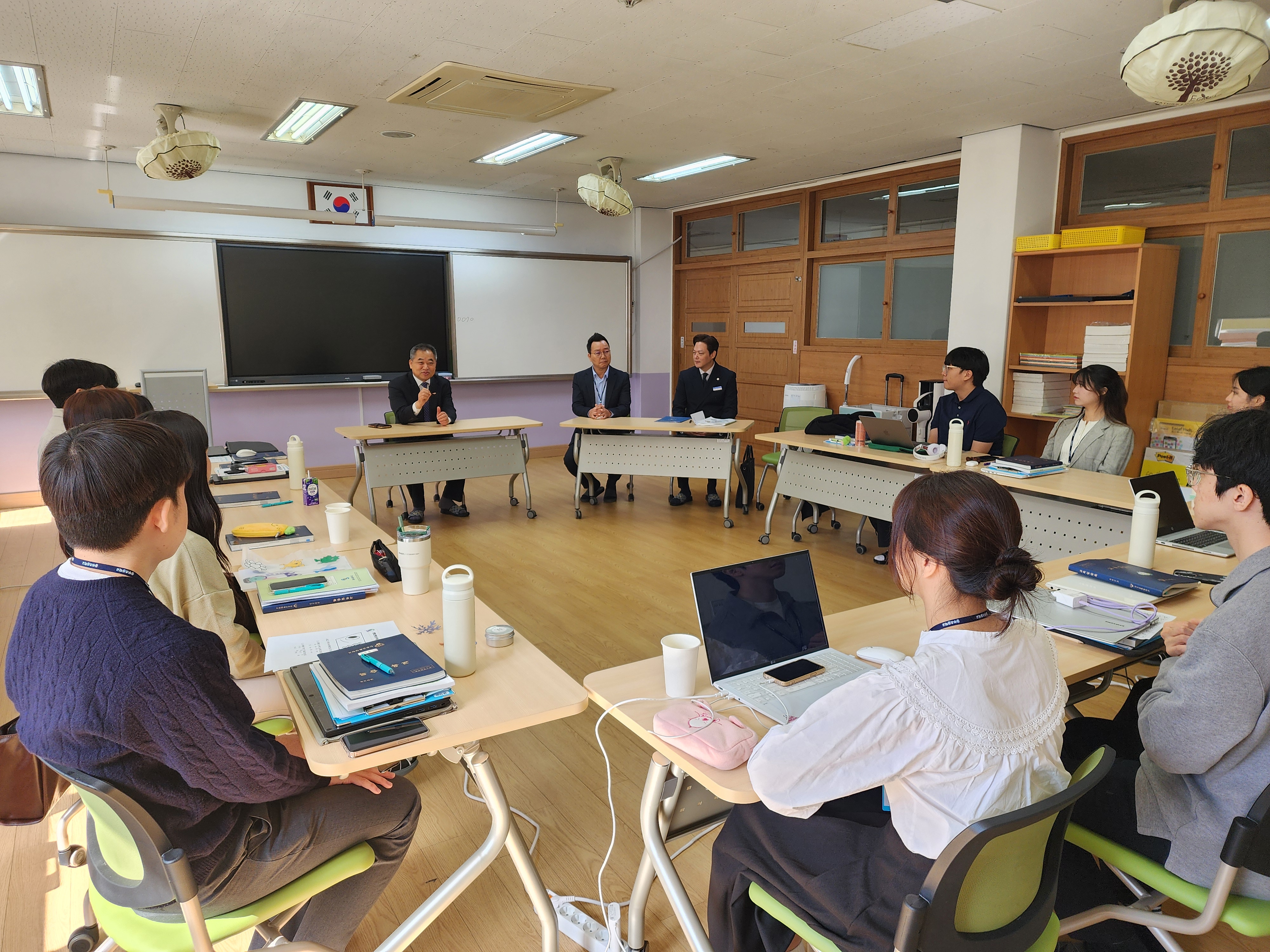 중부초  교육실습협력학교, 미래 교육을 향한 생생한 발걸음 출발 - 관련이미지2