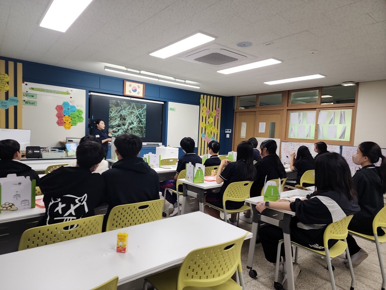 행복학교인 사파중학교 4-H 망개떡 만들기 체험 실시 - 관련이미지1