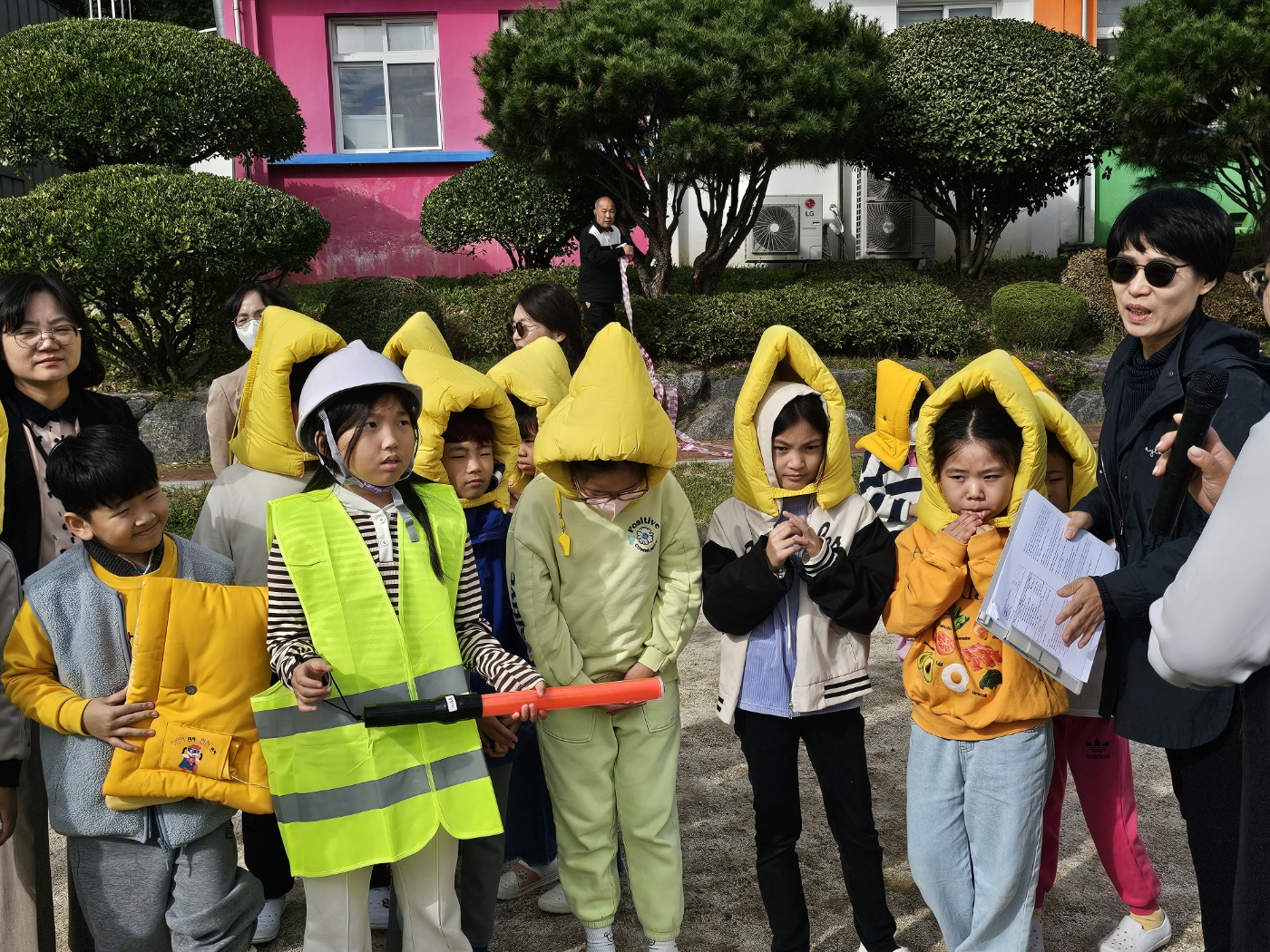 우리 학교 안전은 우리가 책임진다 - 관련이미지1