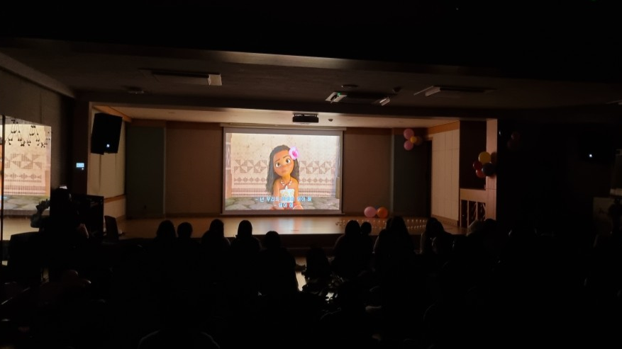 함안여자중학교, 달달별별 환경 영화제 및  아나바다 장터 열어 - 관련이미지1