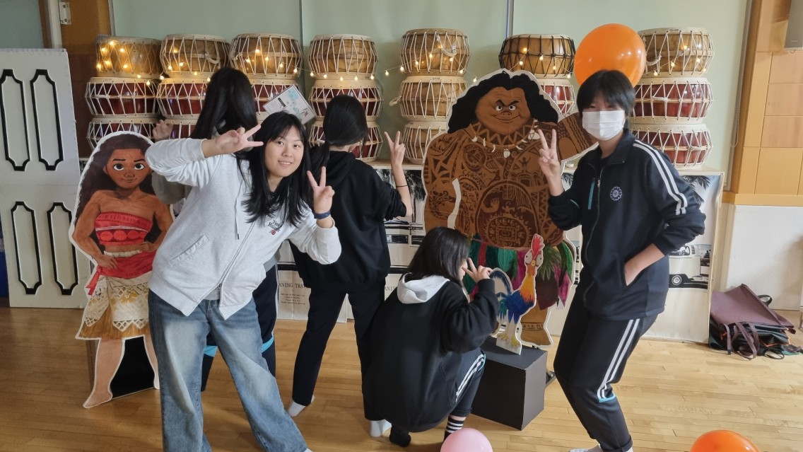 함안여자중학교, 달달별별 환경 영화제 및  아나바다 장터 열어 - 관련이미지2