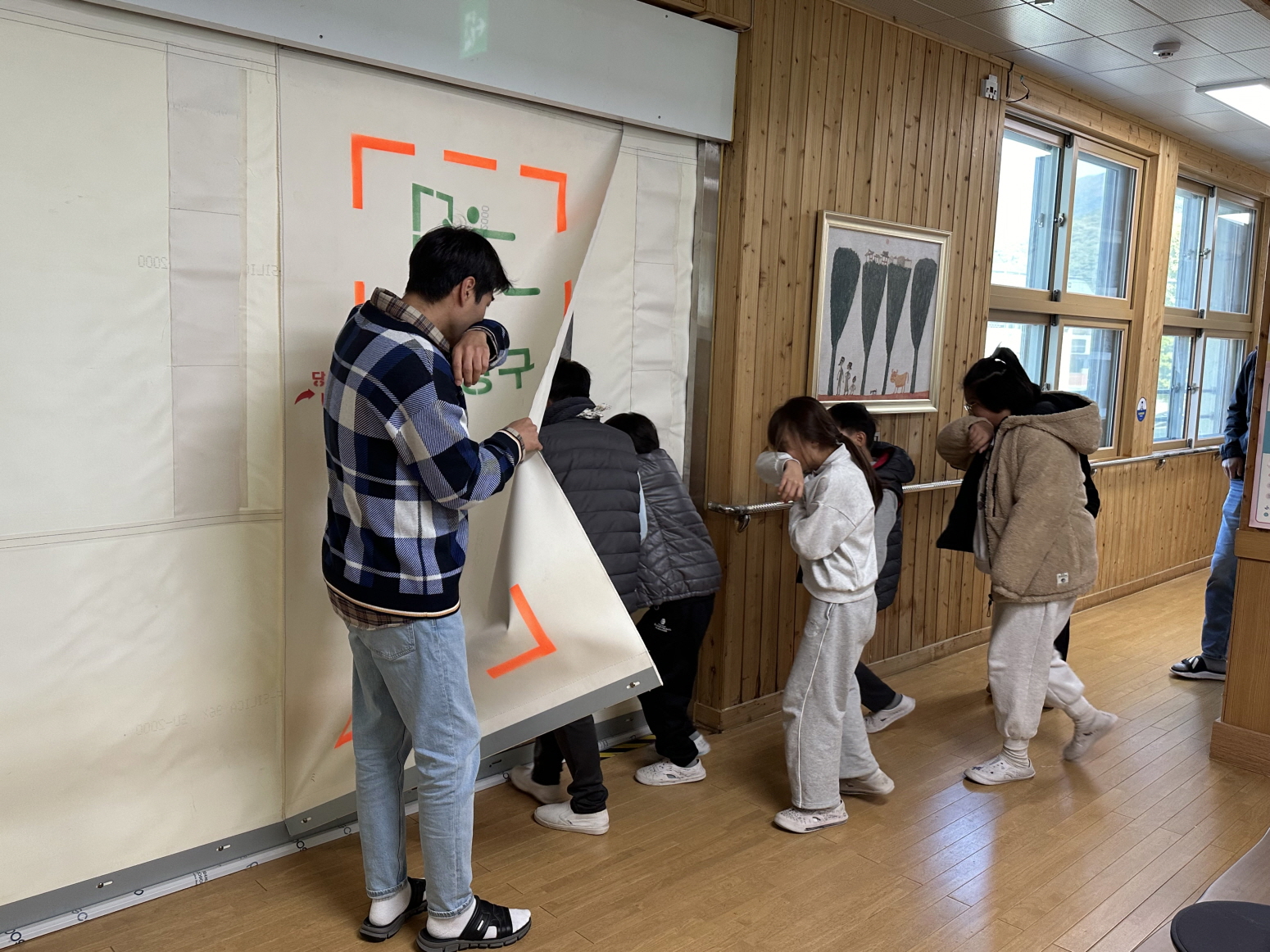 백전초 * 소방서와 함께 하는 화재 대피 훈련 안전한 학교, 안전한 미래* - 관련이미지1