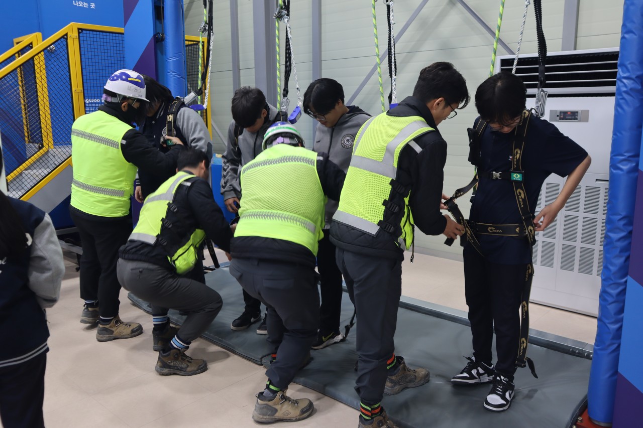 지정중학교, 위기의 순간! 안전을 배우다. - 관련이미지3