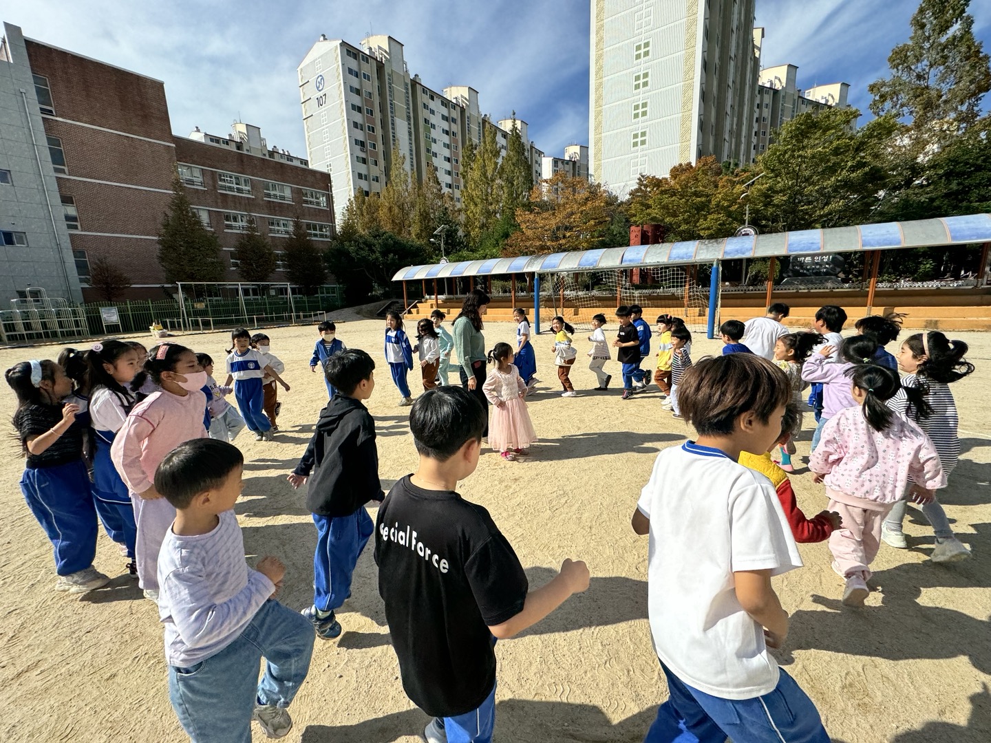 통영초병설유치원, 배움을 잇는 유초연계 이음학기 운영 - 관련이미지2