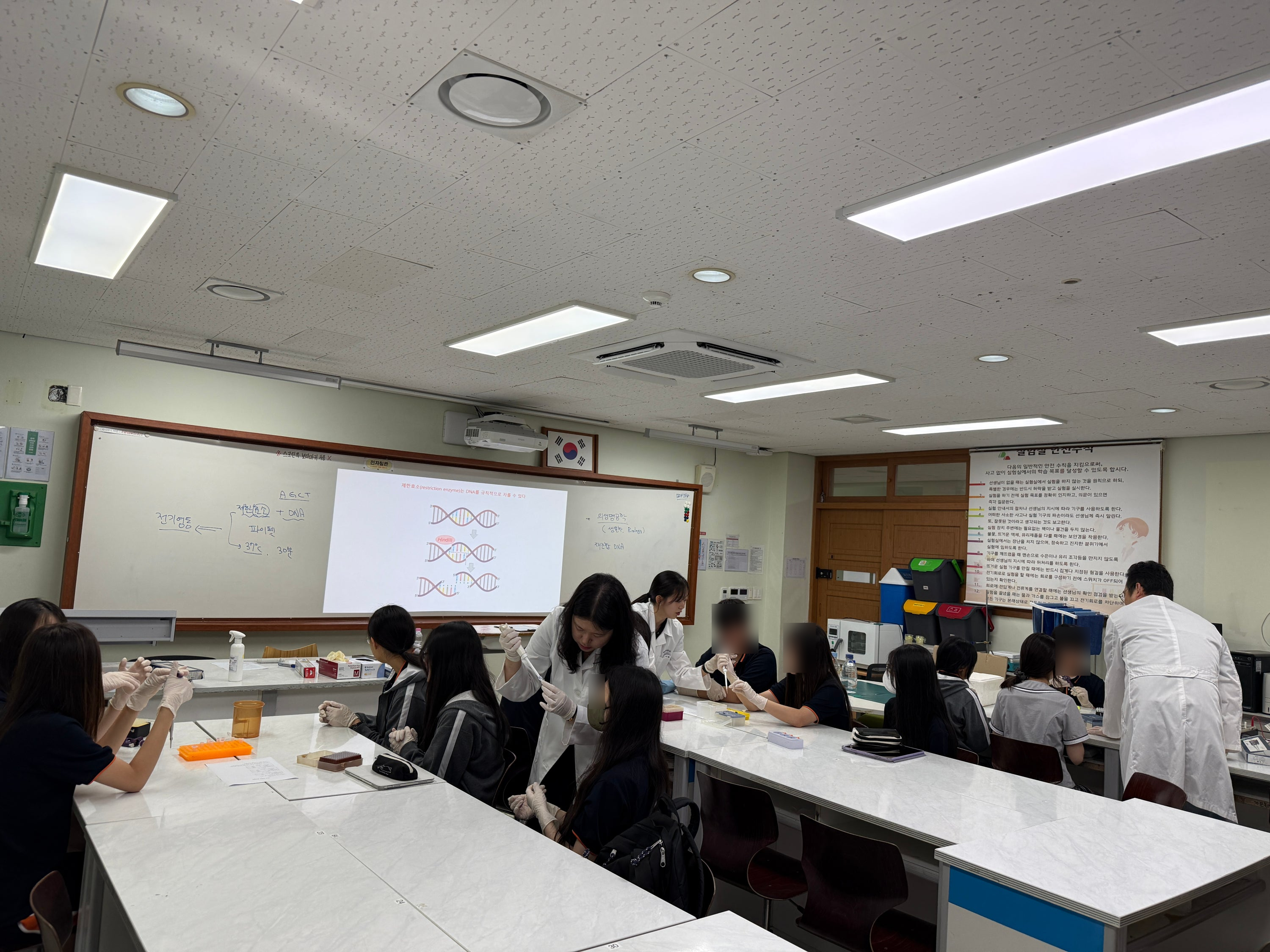 김해율하고, ‘창의탐구캠프’로 학생 맞춤형 진로 설계 지원 - 관련이미지3