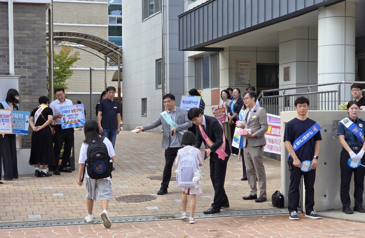 남해교육지원청, 제38대 양원철 교육장 취임 - 관련이미지2