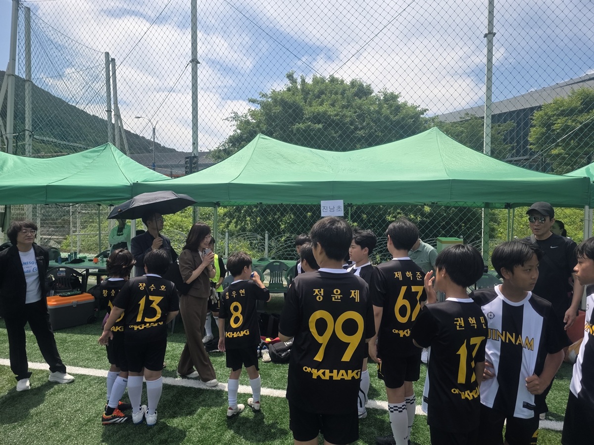 [통영교육지원청] 2026. 교육장배 및 제81회 협회장기 초등축구대회 실시 - 관련이미지1
