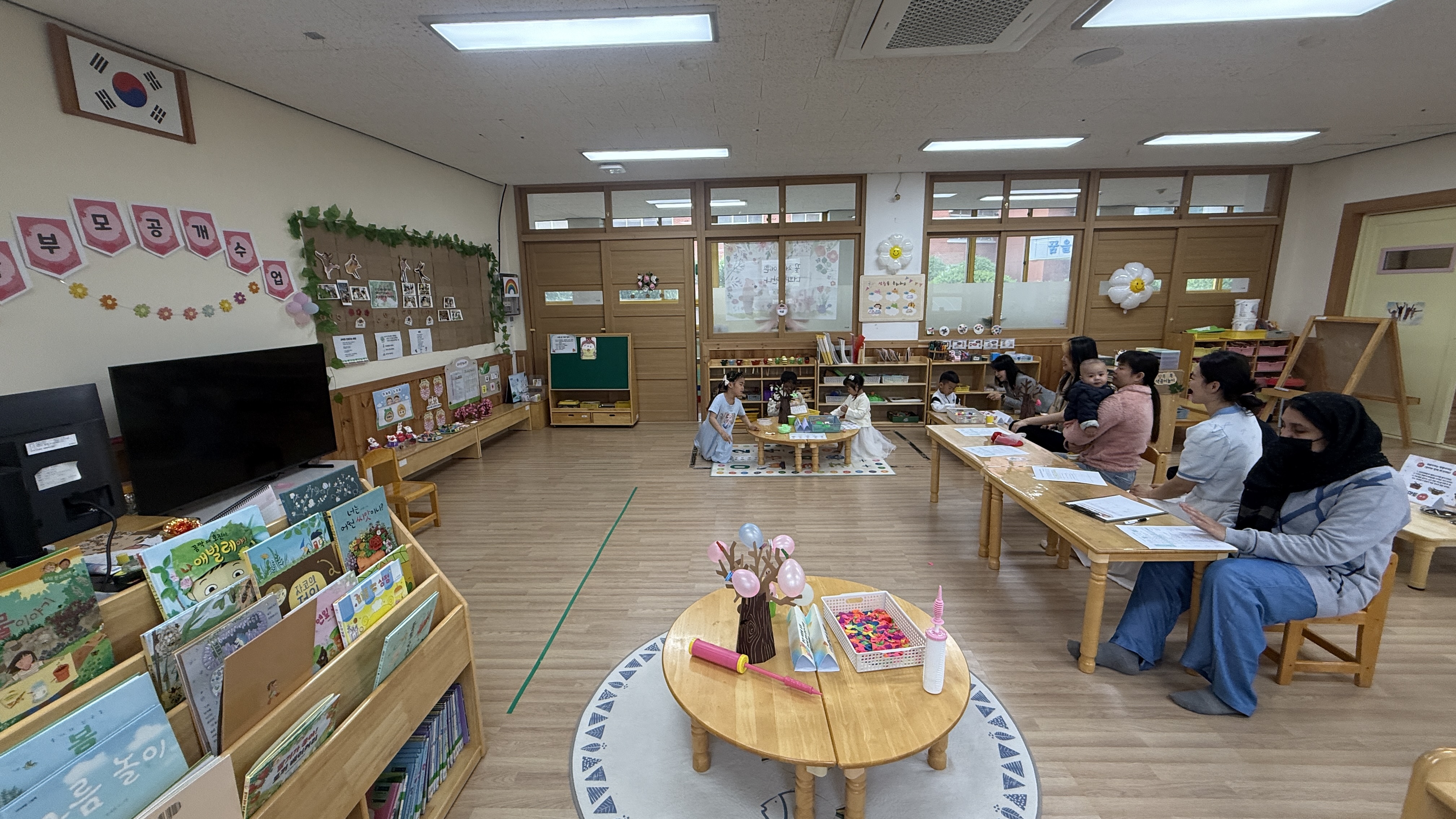 2026. 학부모공개수업의 날 운영 -  명곡초병설유치원  '학부모, 유아, 교사 교육공동체의 소중한 모임' - 관련이미지1