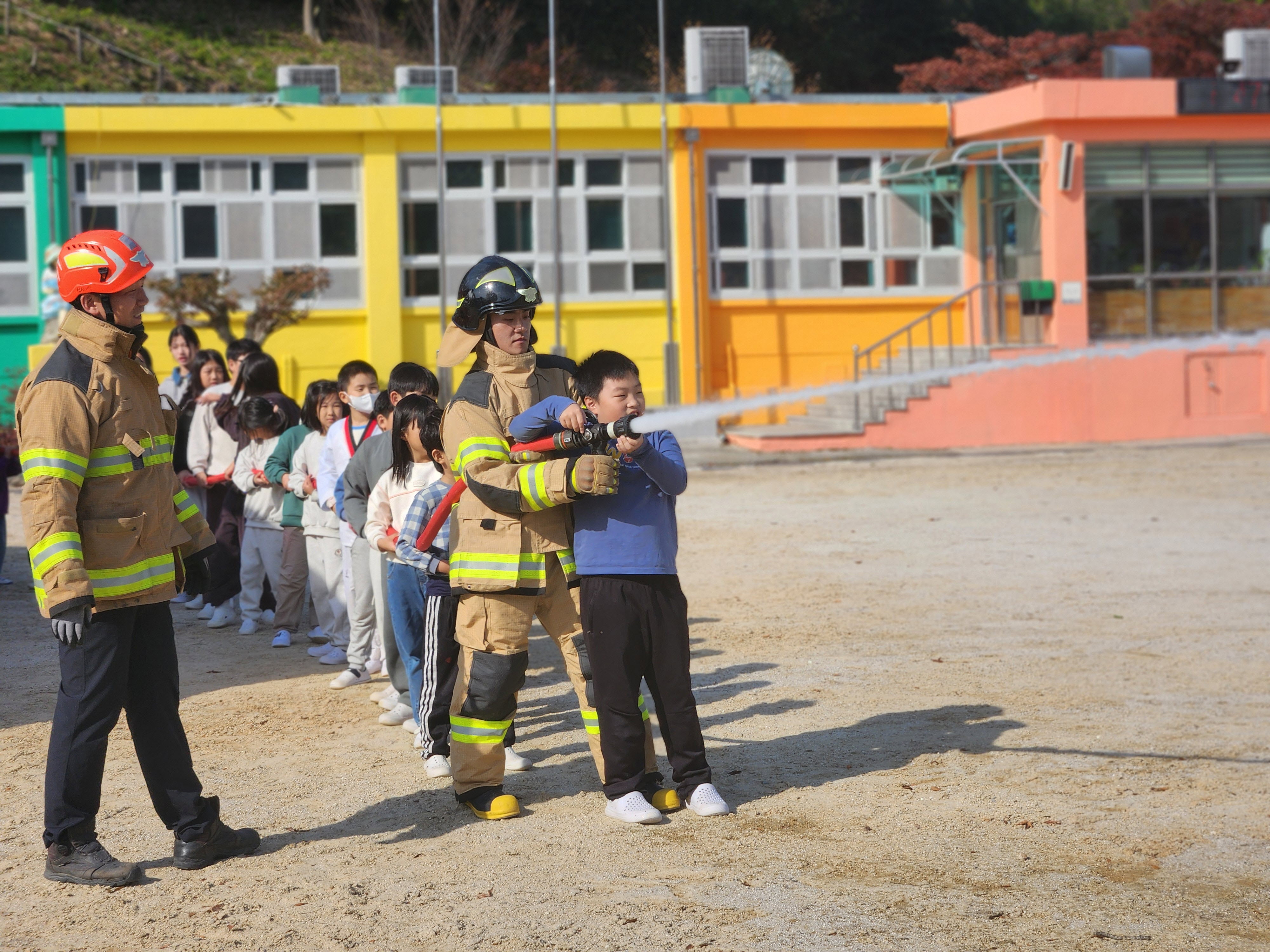 오부초, 산청소방서와 함께하는 생생한 화재대피 체험 - 관련이미지2
