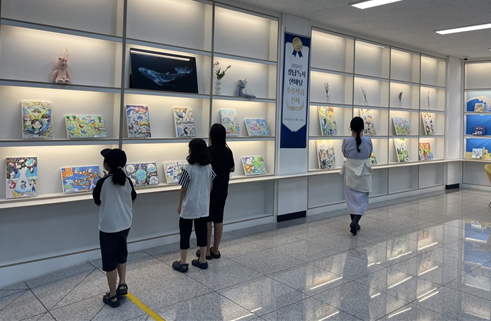 창원도서관, 작가와의 만남부터 순회전시까지... 경남독서한마당 도내 95개 기관 전개 - 관련이미지3