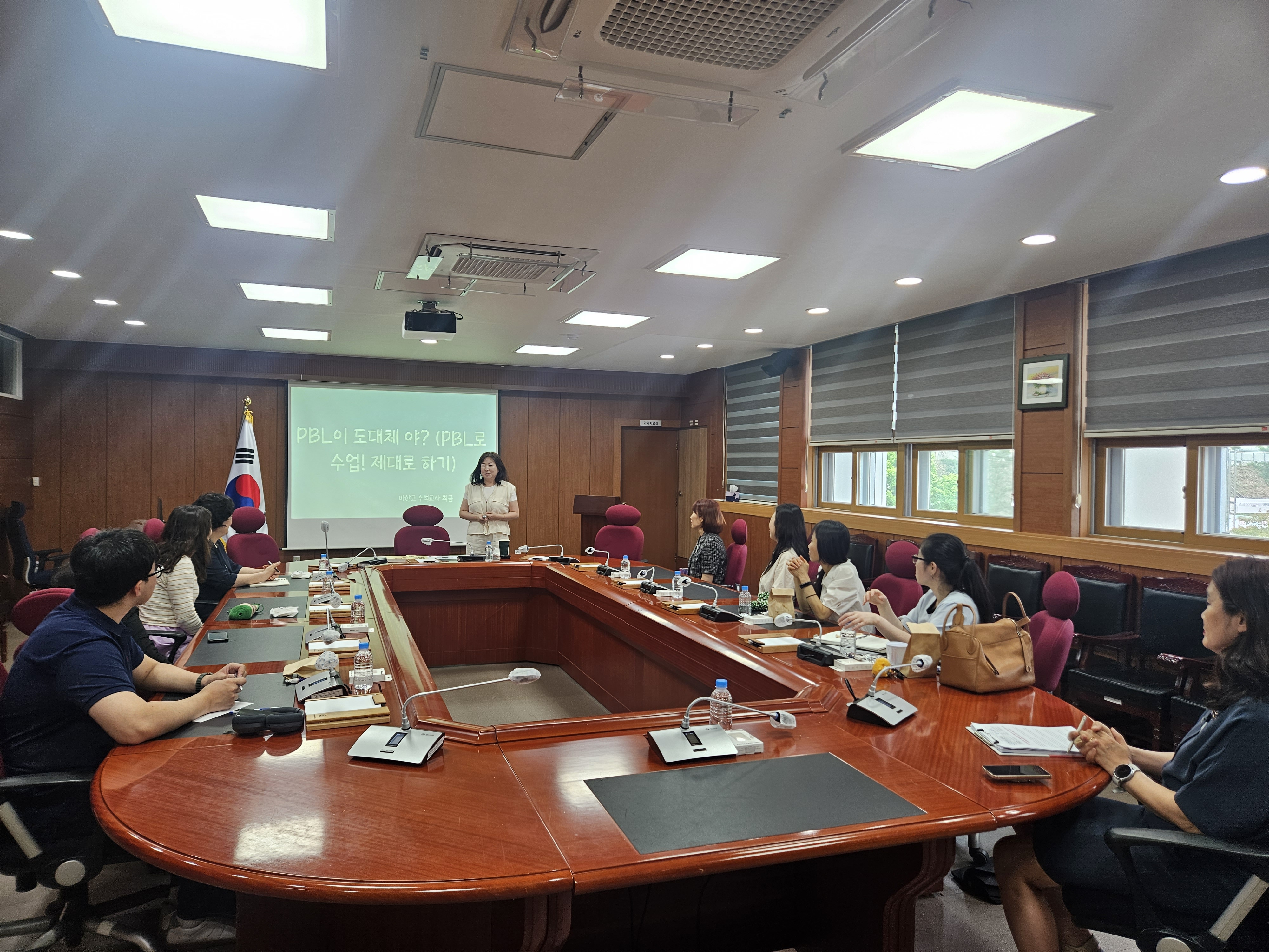 산청교육지원청, 배움중심의 미래형 수업 활성화 연수 실시,  프로젝트수업(PBL)으로 수업 제대로 하기! - 관련이미지1